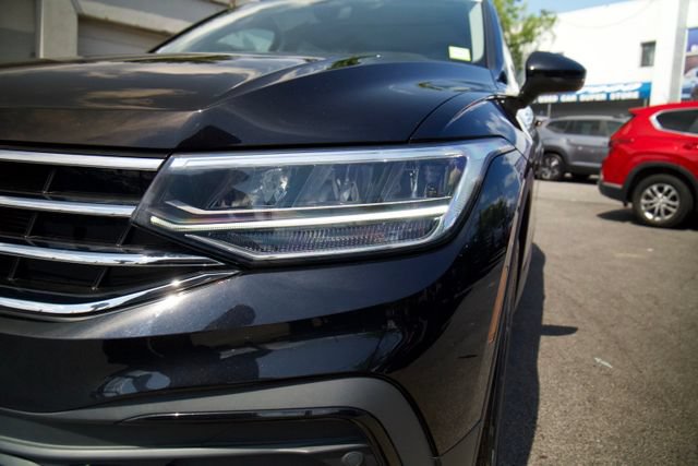 Used 2024 Volkswagen Tiguan Wolfsburg Edition AWD/4WD image 9