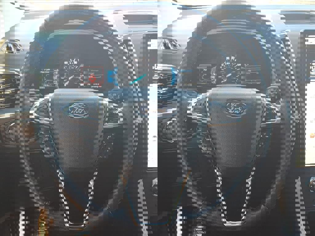 Certified 2024 Ford Edge SEL w/ Convenience Package image 20