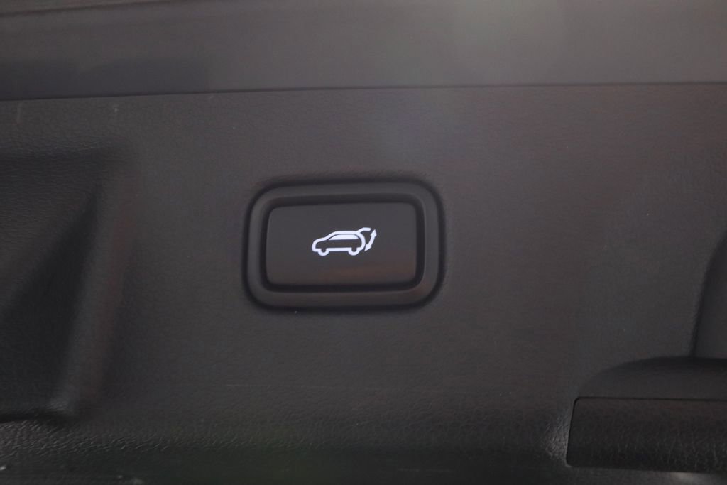 Used 2020 Hyundai Palisade Limited image 21