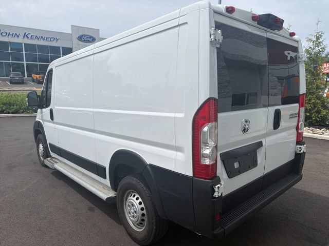 Used 2025 RAM ProMaster 2500 w/ U-Haul Equipment Group FWD image 4