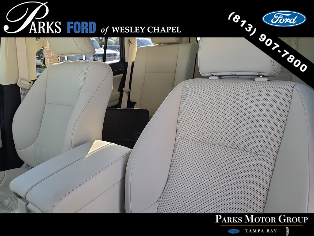 Used 2023 Lexus GX 460 Premium image 21