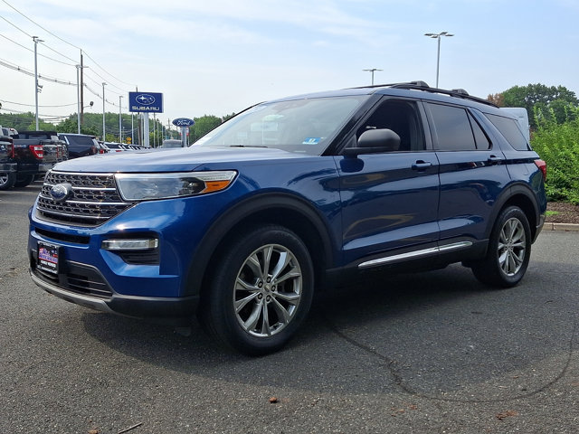 Certified 2020 Ford Explorer XLT w/ Equipment Group 202A AWD/4WD image 5