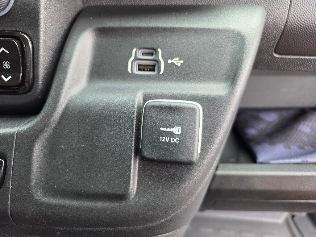 Used 2025 RAM ProMaster 1500 FWD image 17