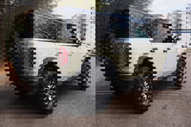 Certified 2025 Ford Bronco Badlands image 5