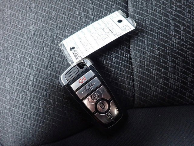 Certified 2025 Ford F150 XLT w/ Equipment Group 302A MID image 30