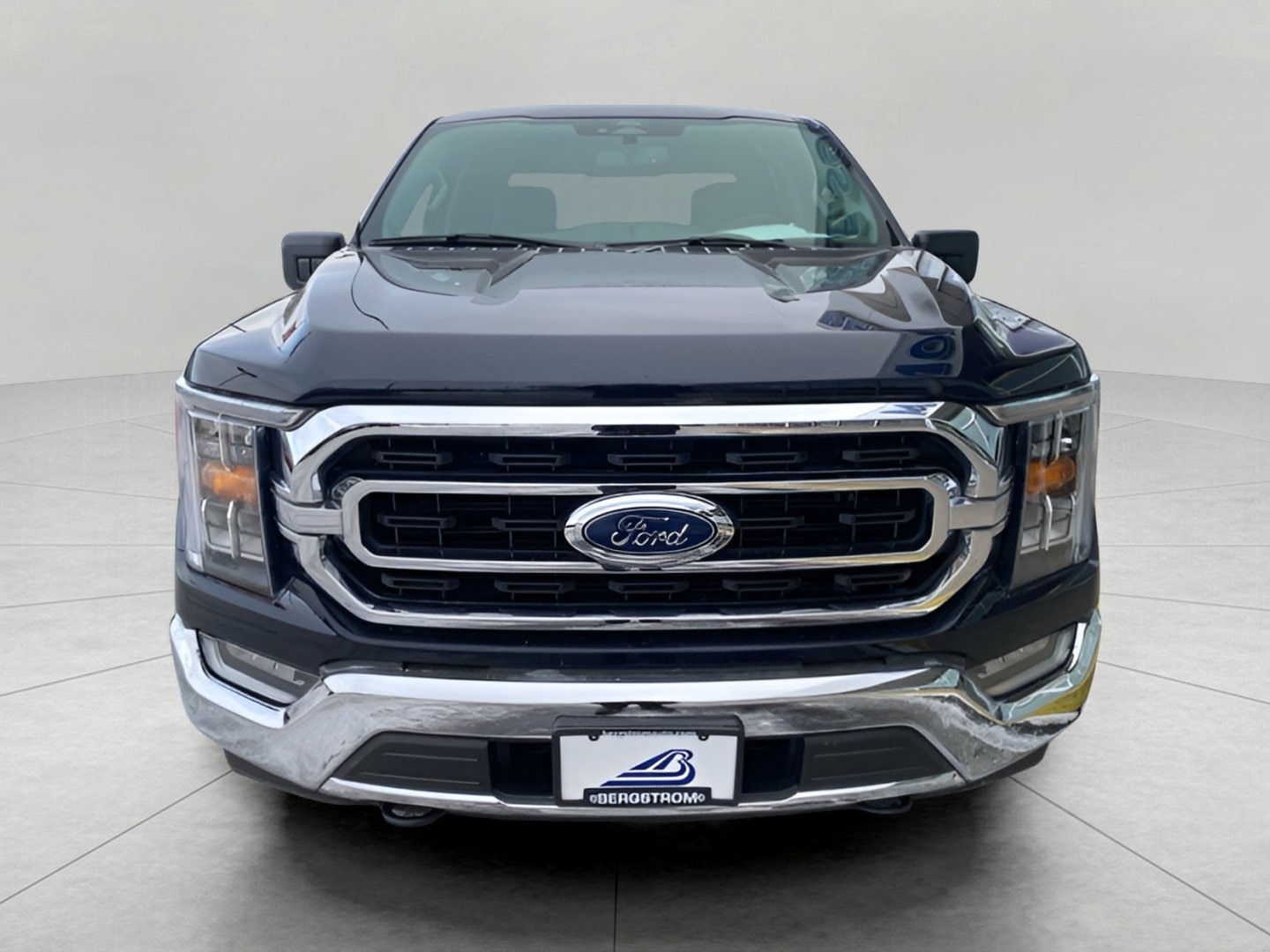 Certified 2022 Ford F150 XLT w/ Equipment Group 302A High image 2