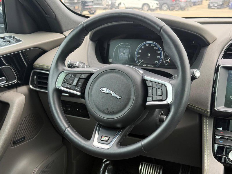Used 2017 Jaguar F-PACE R-Sport AWD/4WD image 17