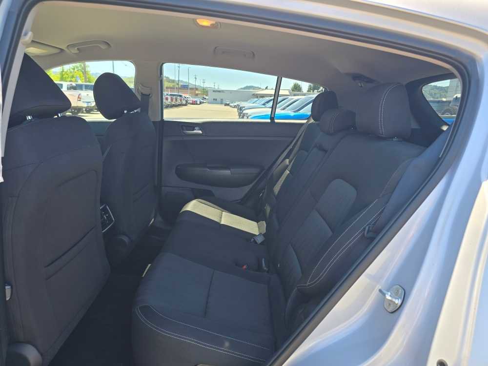 Used 2019 Kia Sportage LX AWD/4WD image 16