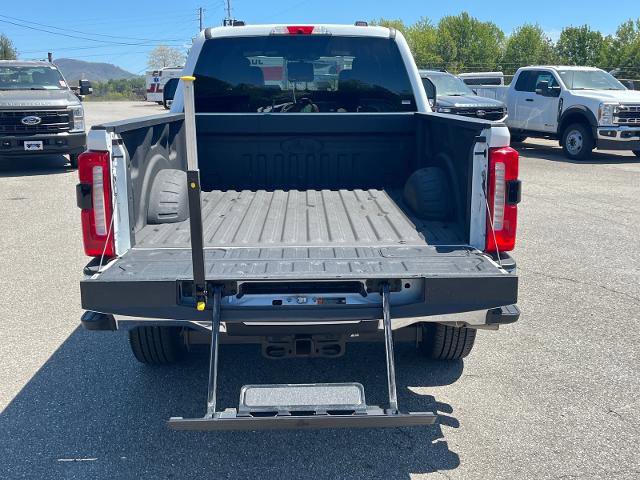 Certified 2025 Ford F250 Lariat w/ Chrome Package AWD/4WD image 4