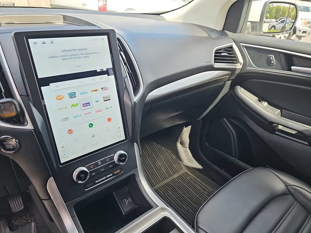 Certified 2024 Ford Edge SEL AWD/4WD image 23