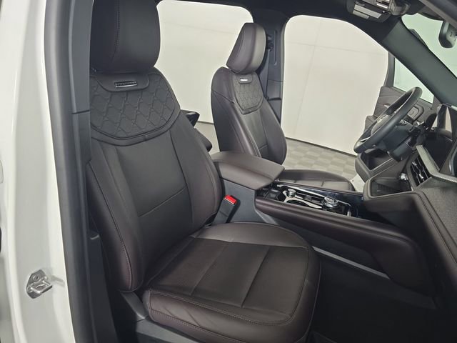 Certified 2025 Ford Explorer Platinum w/ Ultimate Package AWD/4WD image 22