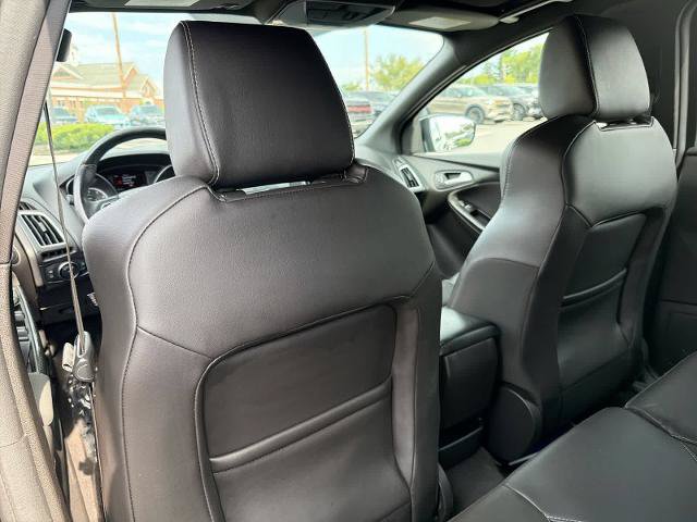 Certified 2018 Ford Focus ST w/ Equipment Group 402A FWD image 19