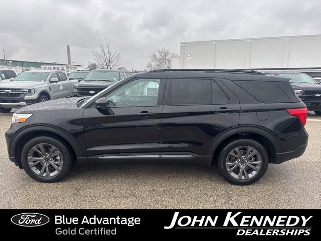 Certified 2023 Ford Explorer XLT w/ Equipment Group 202A AWD/4WD image 6