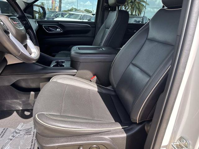 Used 2022 GMC Yukon XL SLT w/ SLT Premium Package AWD/4WD image 18