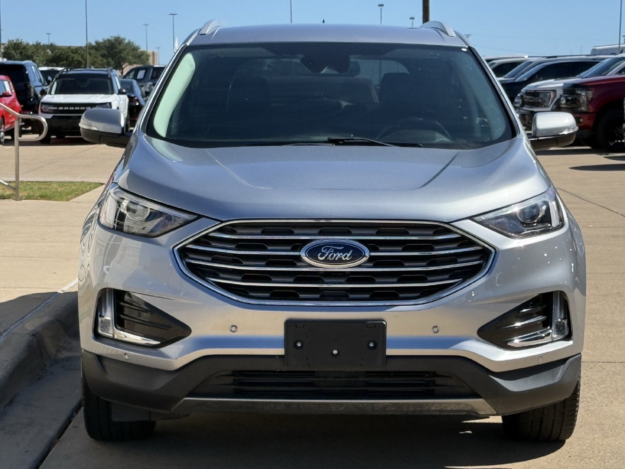 Certified 2023 Ford Edge Titanium AWD/4WD image 8