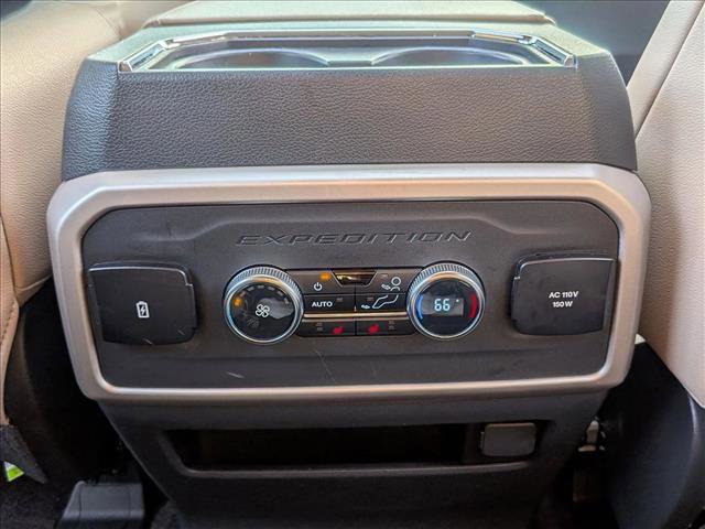 Certified 2023 Ford Expedition Limited image 17