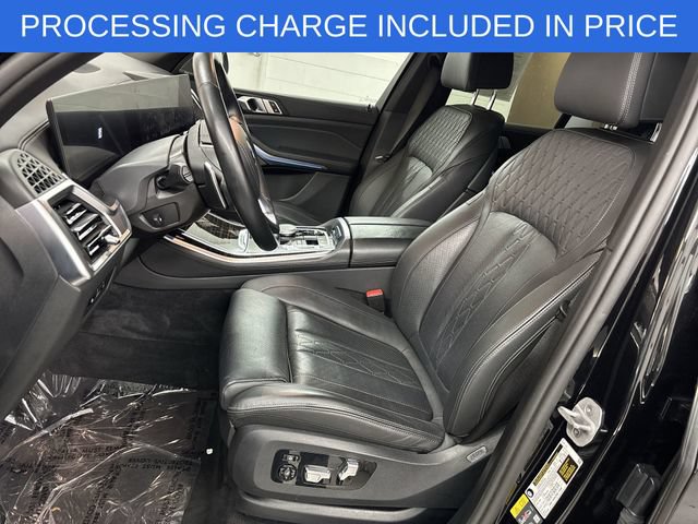 Used 2025 BMW X5 xDrive50e AWD/4WD image 3