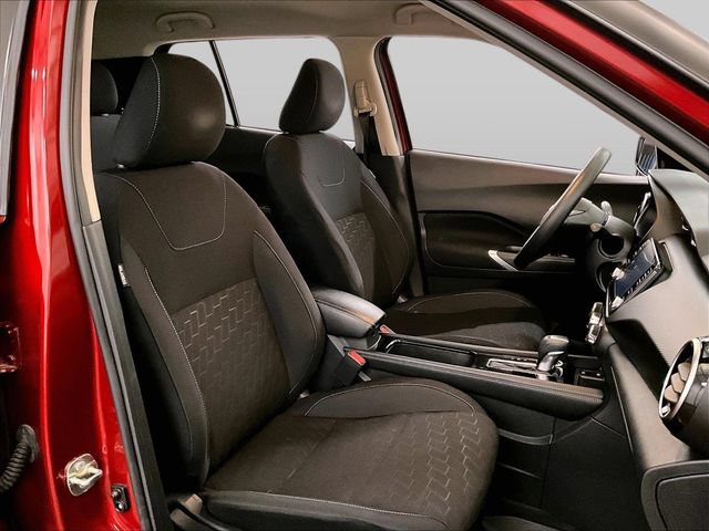 Used 2023 Nissan Kicks SV FWD image 7