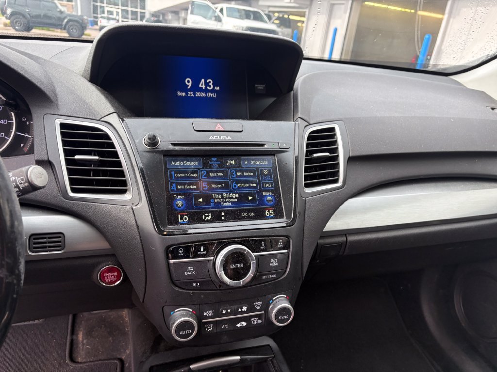 Used 2017 Acura RDX w/ Tech & AcuraWatch Plus Pack AWD/4WD image 26