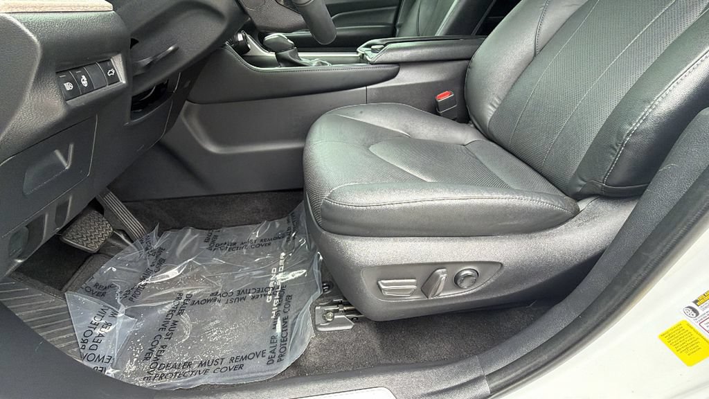 Used 2024 Toyota Grand Highlander AWD image 22