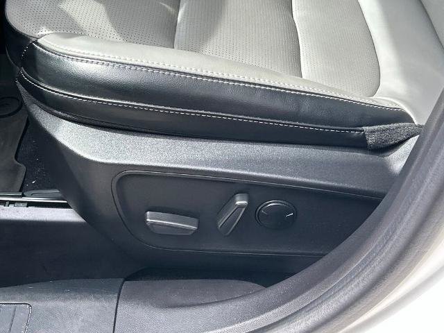 Certified 2023 Ford Escape Platinum AWD/4WD image 16
