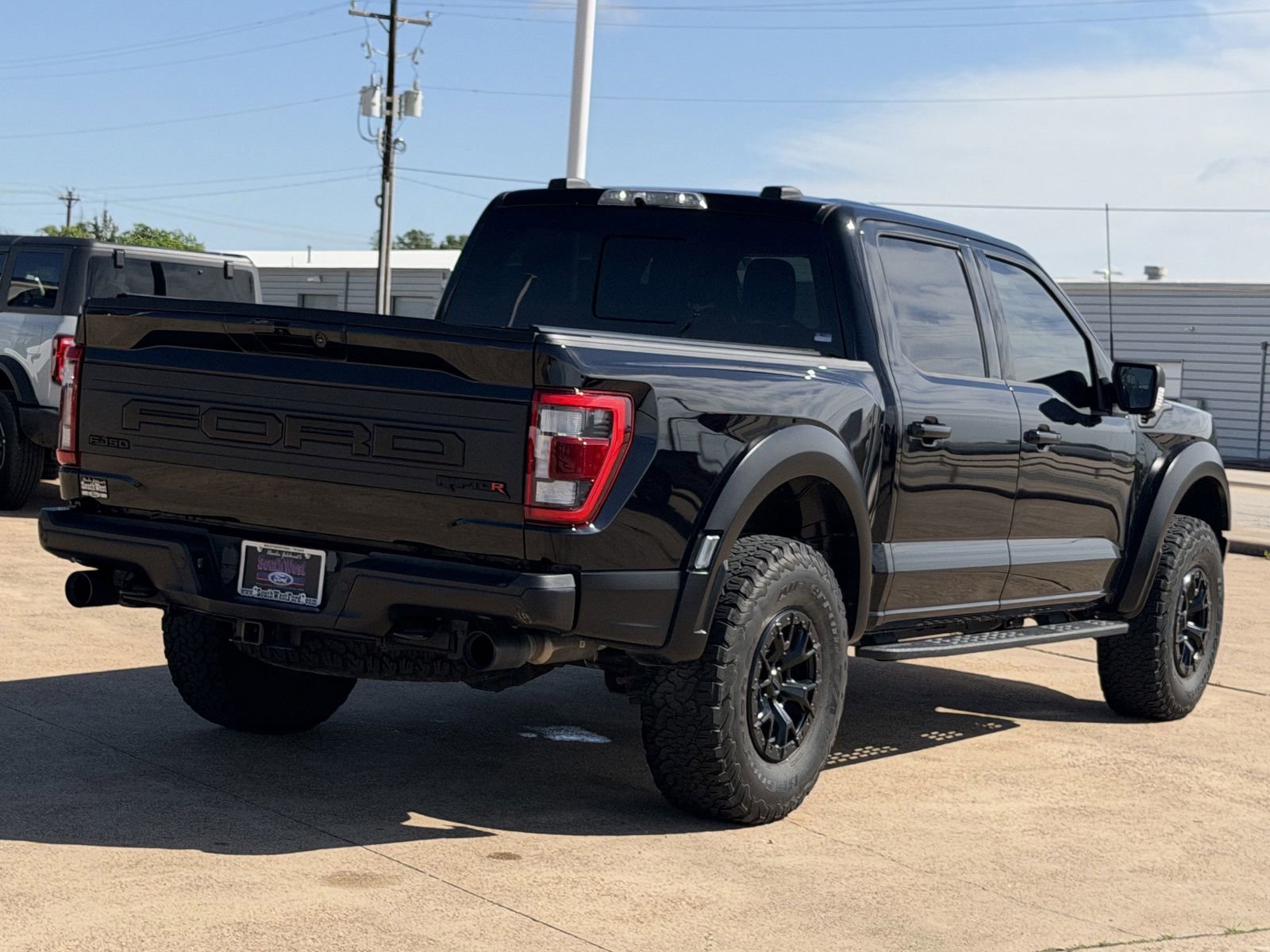 Certified 2023 Ford F150 Raptor w/ Equipment Group 802A Raptor R AWD/4WD image 4