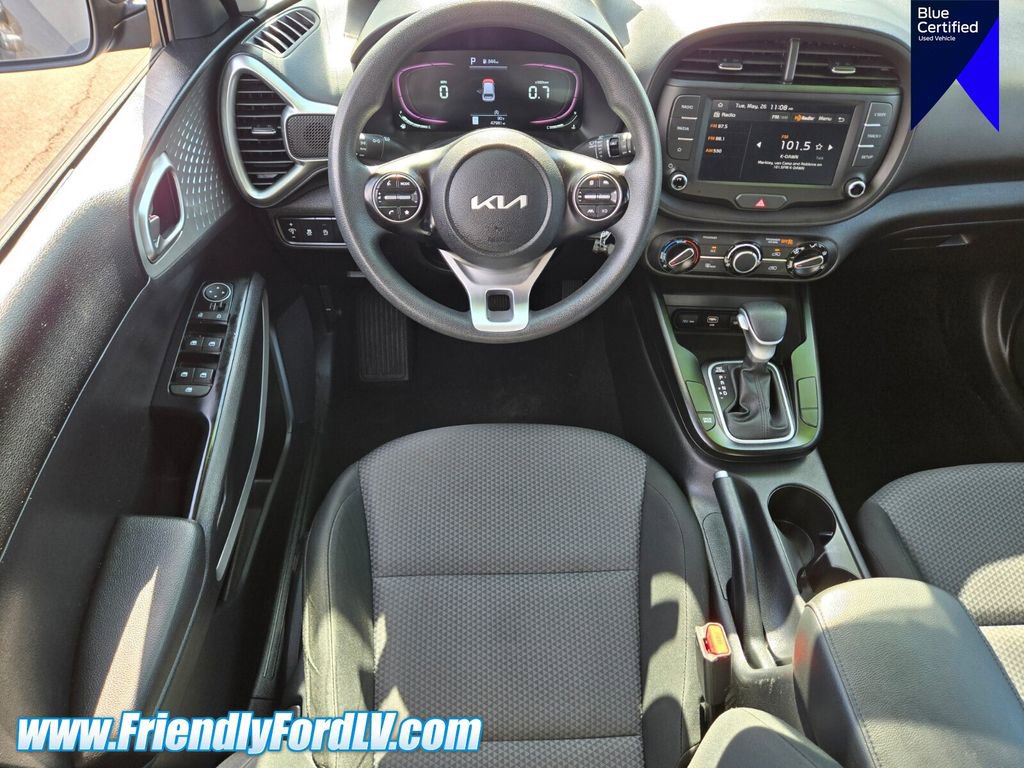 Used 2024 Kia Soul LX w/ Option Group 015 FWD image 11