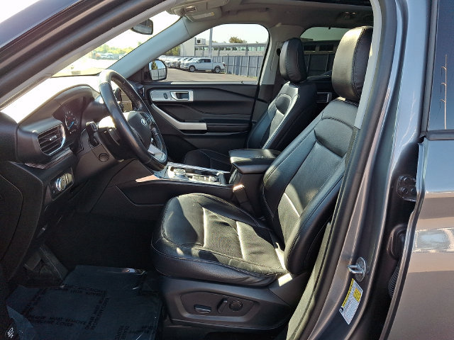 Certified 2021 Ford Explorer Limited w/ Hybrid Equipment Group 310A AWD/4WD image 11