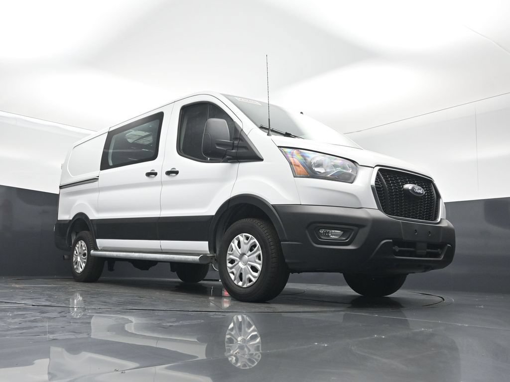 Certified 2025 Ford Transit 250 Low Roof w/ Exterior Upgrade Package RWD image 41
