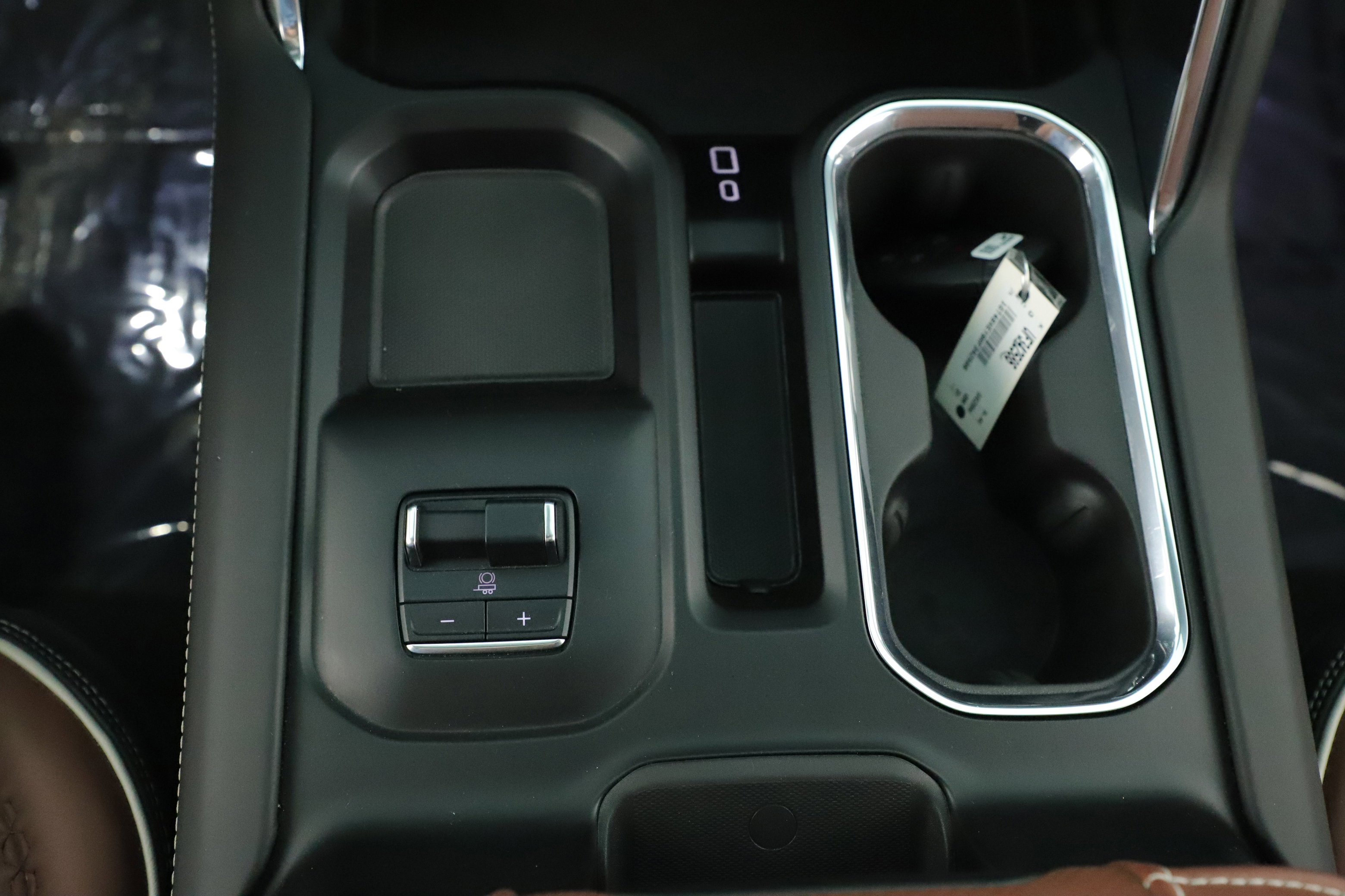 Used 2024 GMC Sierra 2500 Denali Ultimate w/ Max Trailering Package image 24