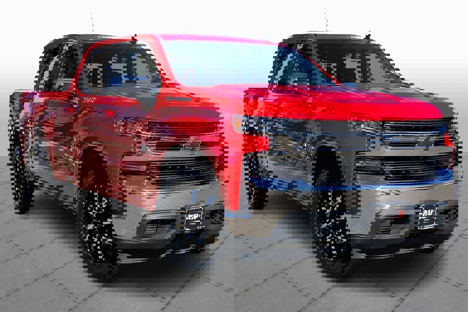 Used 2020 Chevrolet Silverado 1500 LT w/ Texas Edition image 2