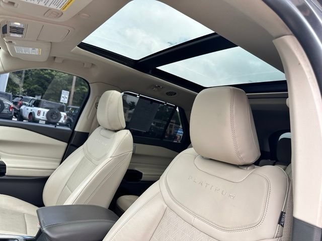 Certified 2021 Ford Explorer Platinum w/ Equipment Group 601A AWD/4WD image 37