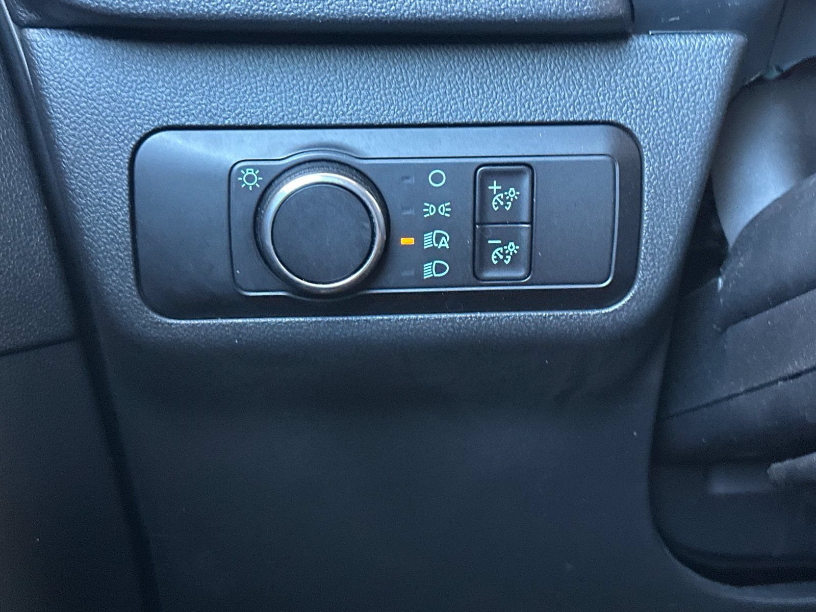 Certified 2025 Ford Escape Active FWD image 33