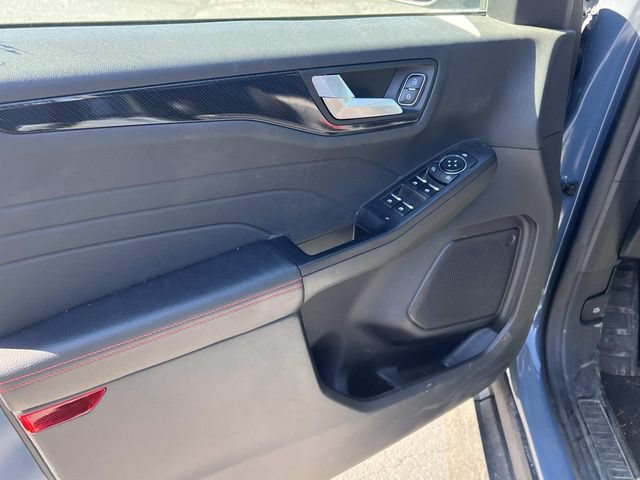 Certified 2024 Ford Escape ST-Line w/ Tech Pack #1 AWD/4WD image 7