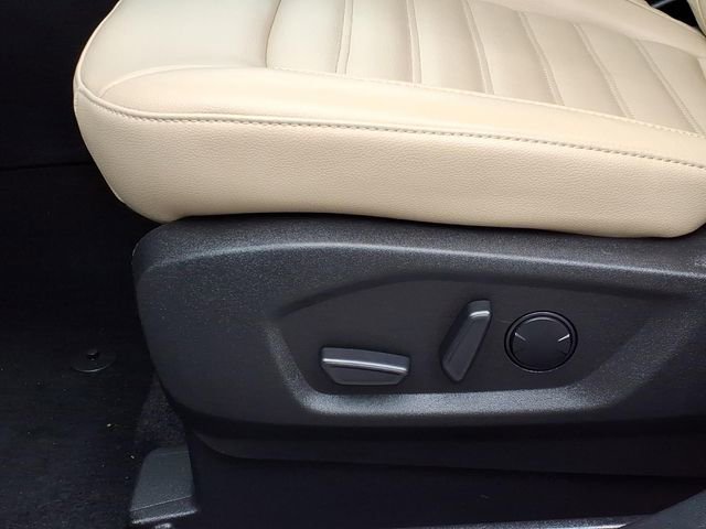 Certified 2023 Ford Edge SEL w/ Convenience Package AWD/4WD image 10