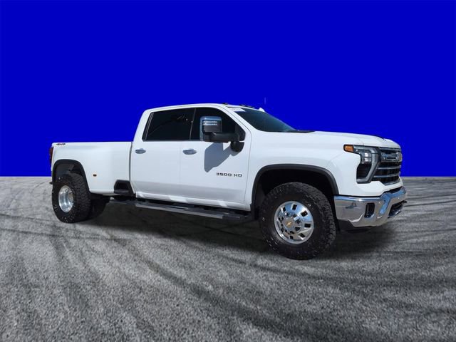 Used 2025 Chevrolet Silverado 3500 LTZ w/ LTZ Plus Package image 8