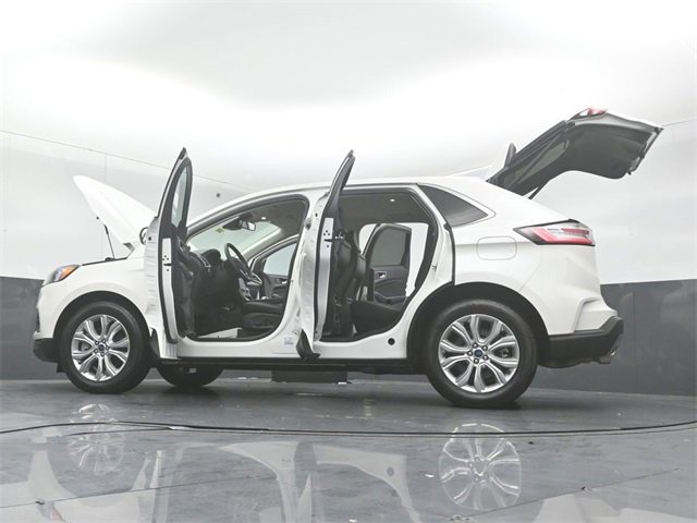 Certified 2022 Ford Edge Titanium image 52