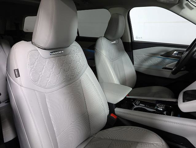 Certified 2025 Ford Explorer Platinum w/ Ultimate Package image 9