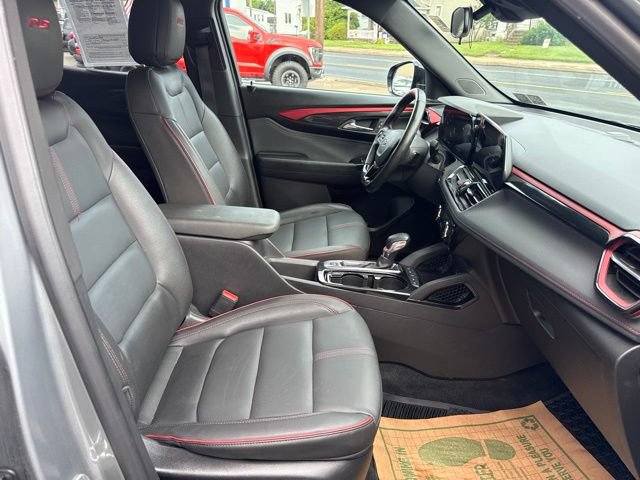 Used 2025 Chevrolet TrailBlazer RS w/ Driver Confidence Package AWD/4WD image 31