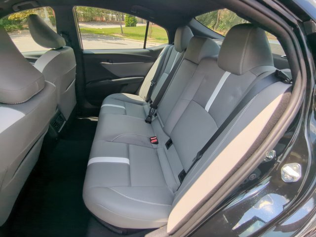 Used 2025 Toyota Camry SE w/ Convenience Package FWD image 21