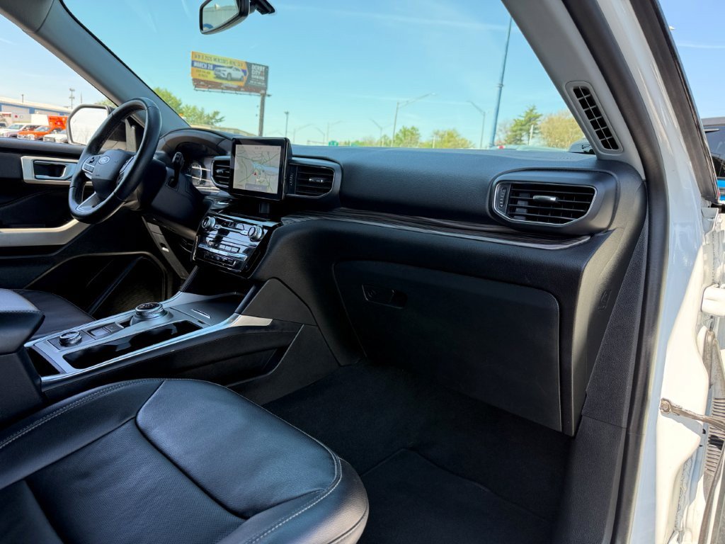 Certified 2023 Ford Explorer Limited AWD/4WD image 27