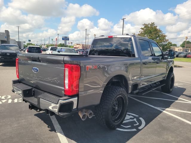 Certified 2025 Ford F250 XLT w/ FX4 Off-Road Package AWD/4WD image 5
