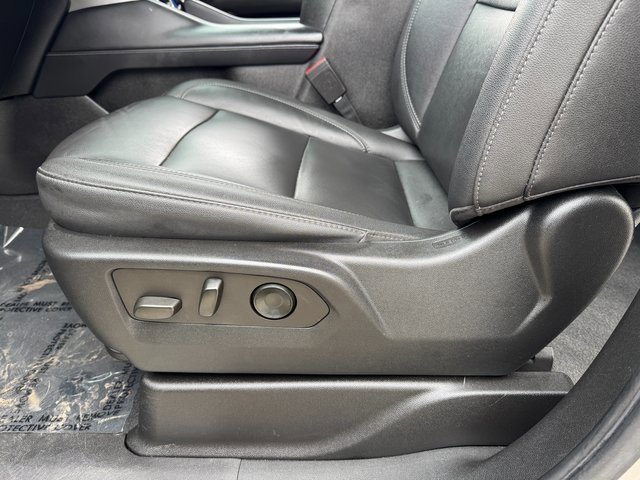 Used 2021 Chevrolet Suburban Z71 w/ Rear Media and Nav Package image 15