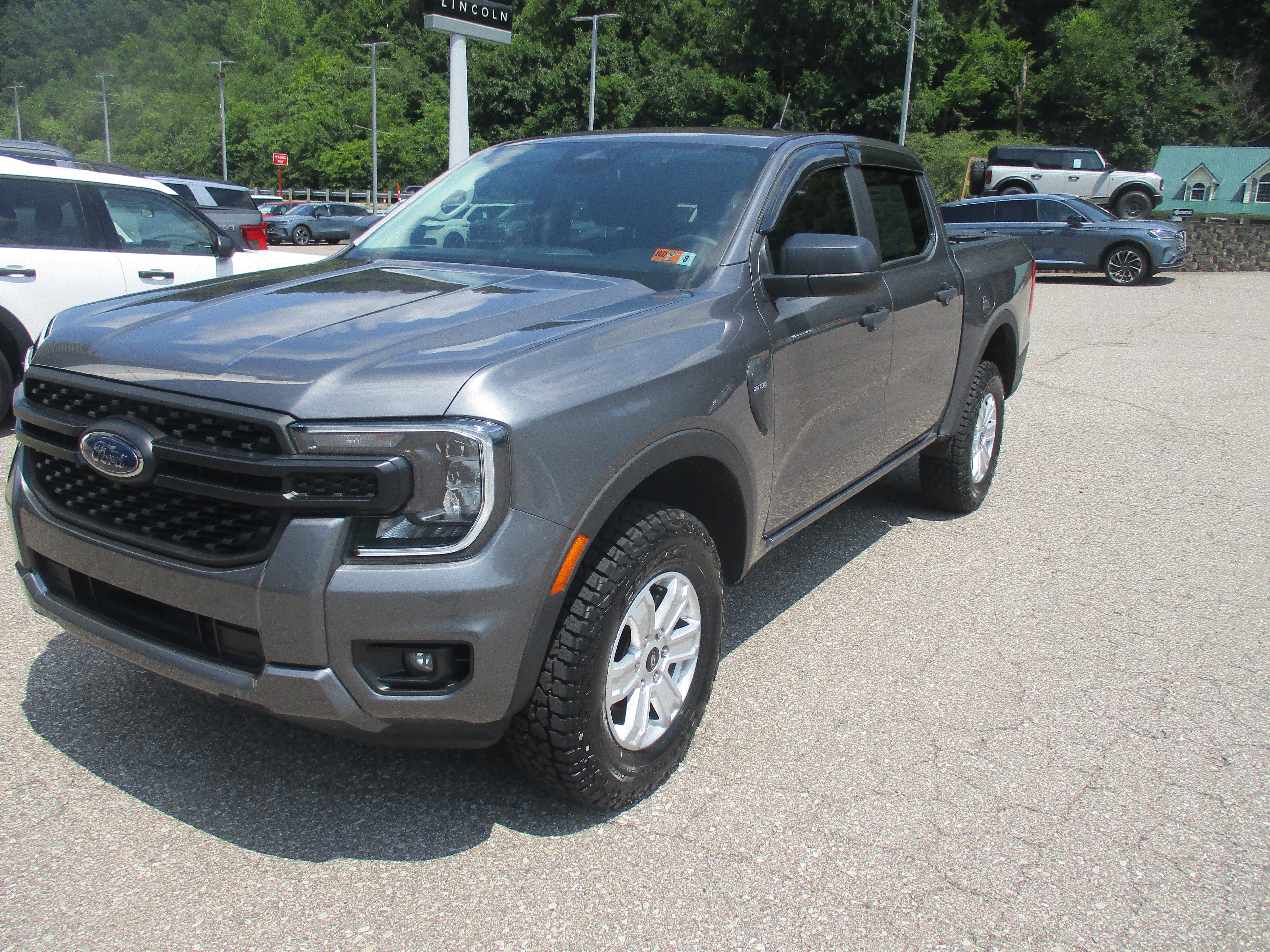 Certified 2025 Ford Ranger XL w/ Trailer Tow Package AWD/4WD image 8