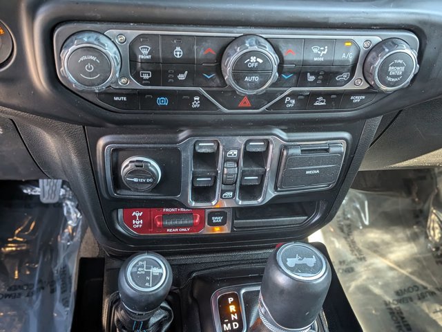 Used 2023 Jeep Wrangler Rubicon w/ Safety Group image 25