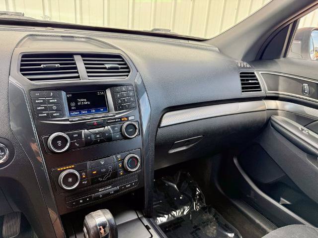 Certified 2018 Ford Explorer XLT AWD/4WD image 23
