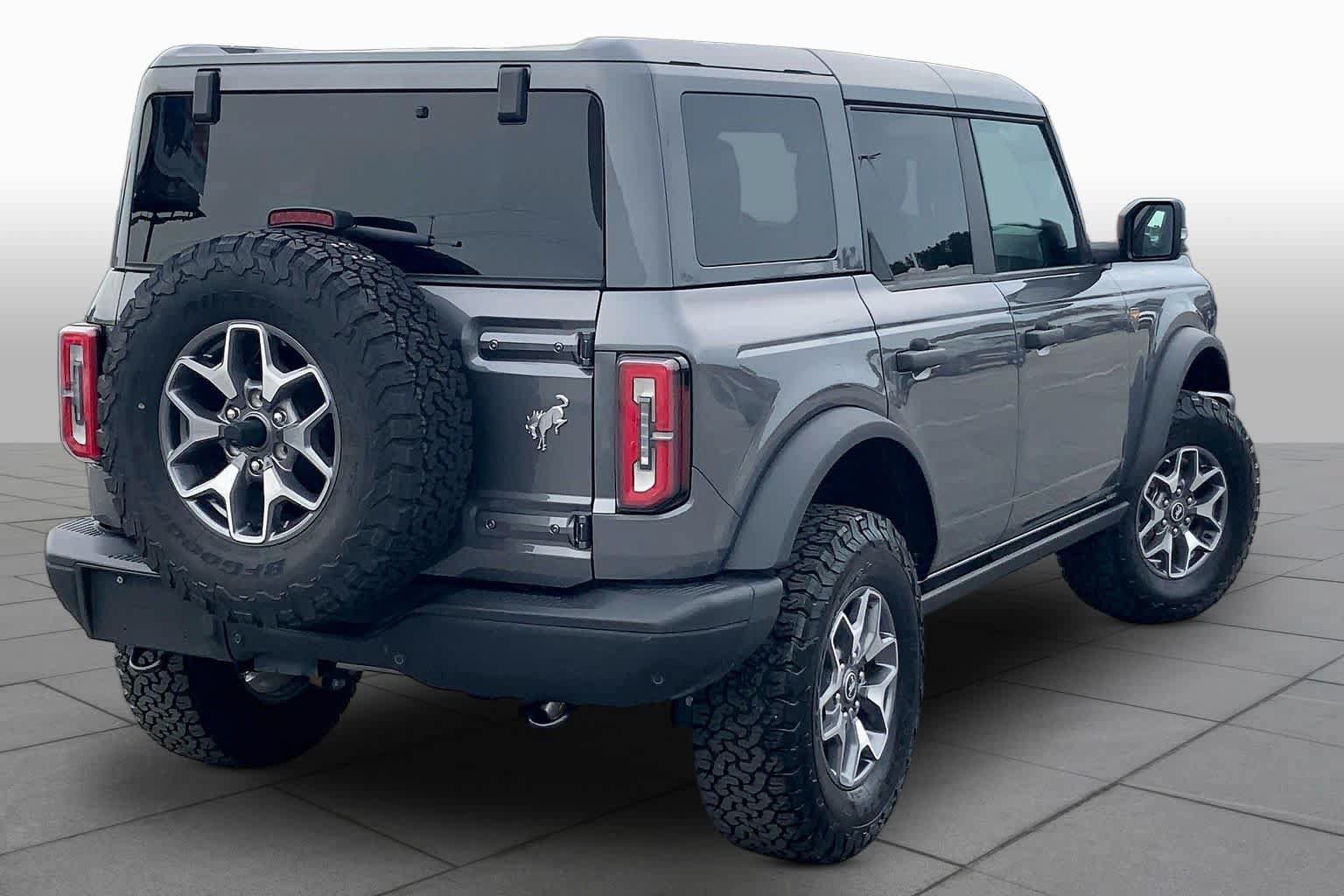 Certified 2025 Ford Bronco Badlands AWD/4WD image 13