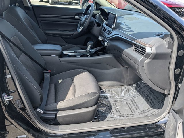Used 2024 Nissan Altima 2.5 SV FWD image 28
