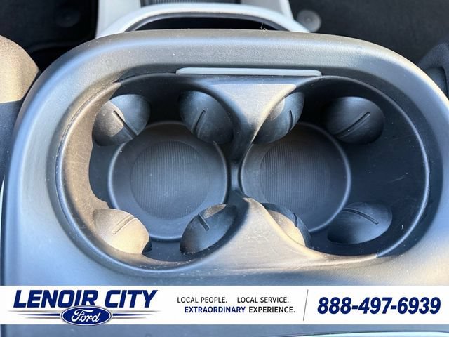Used 2024 Chrysler Pacifica Touring-L FWD image 28