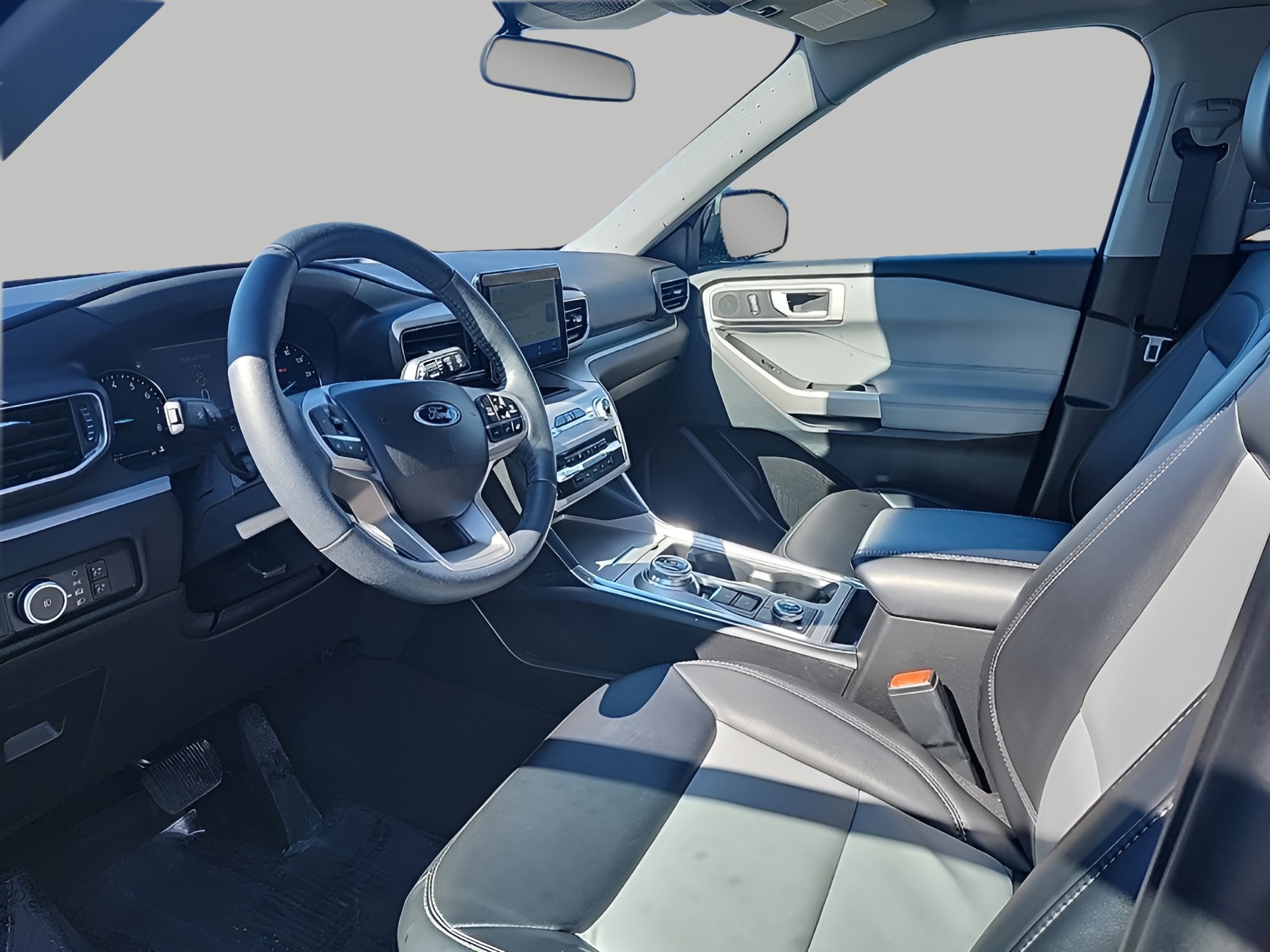 Certified 2023 Ford Explorer XLT w/ Equipment Group 202A image 17